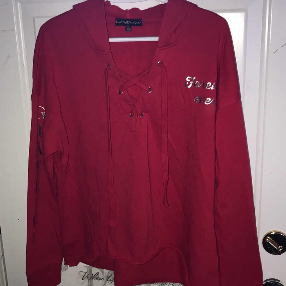 Sweatshirt